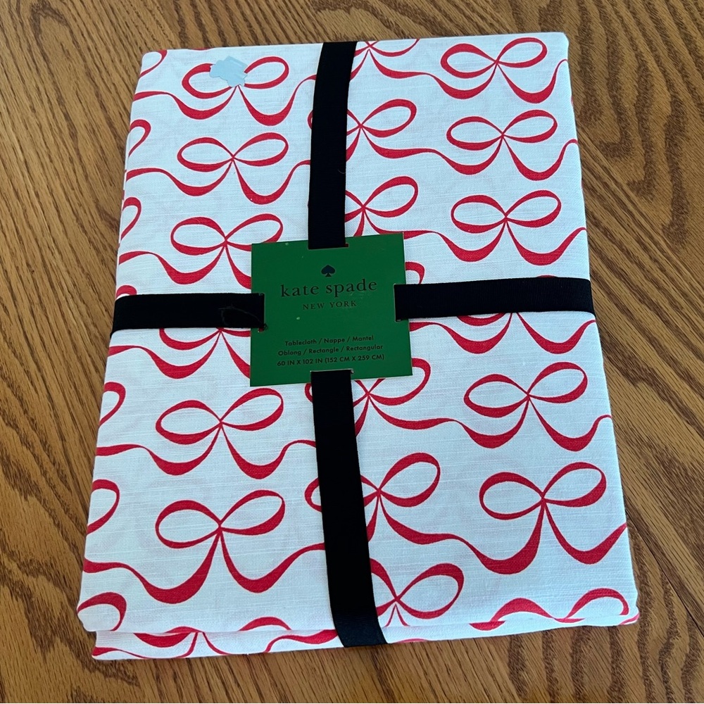 Kate Spade Red Bow Patterned Tablecloth 60x102”